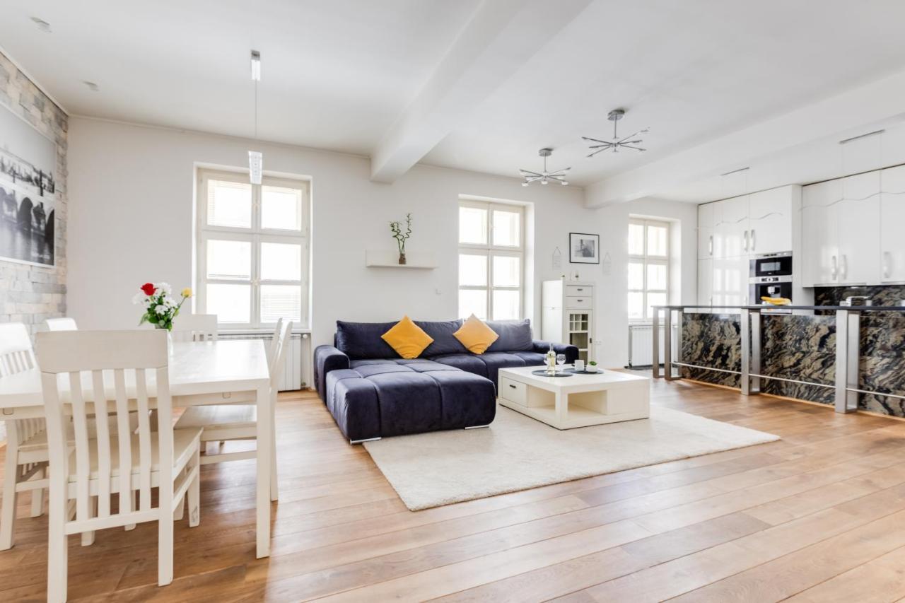 Luxury & Quiet Charming 2bds Near River - Nek2nd Apartmán Prague